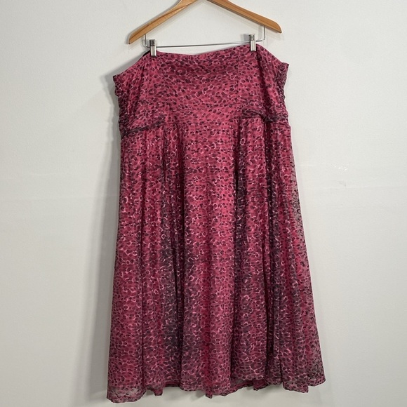 Elegant Pink Strapless Dress - Picture 9 of 16